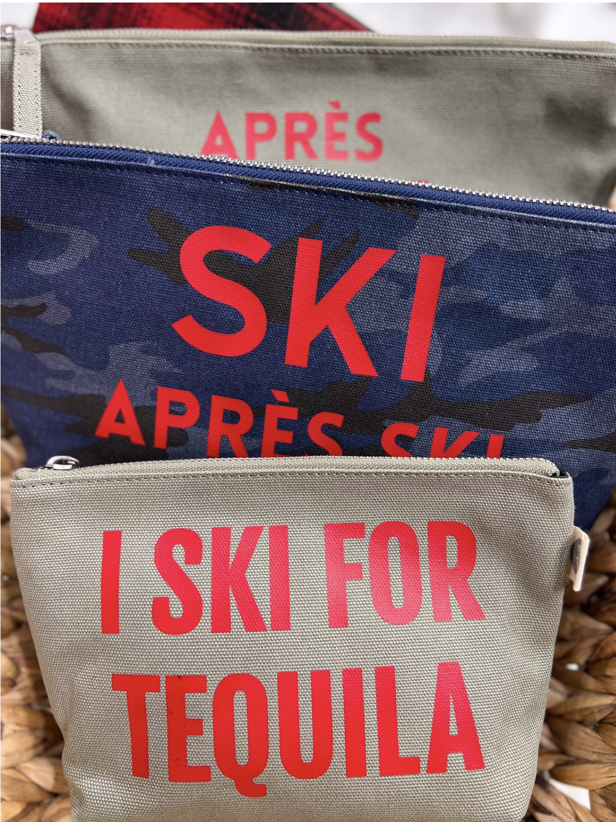 CANVAS MAKEUP BAG OR CLUTCH  FOR SKI LOVES