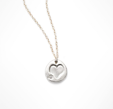 HEART CHARM NECKLACE - Out of the Box NY Gifts